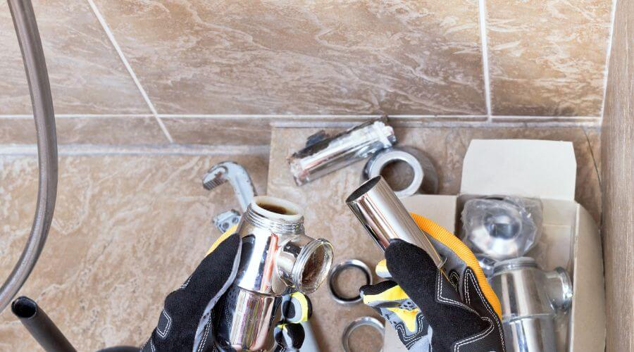 Professional gutter cleaning in Dickinson, ND